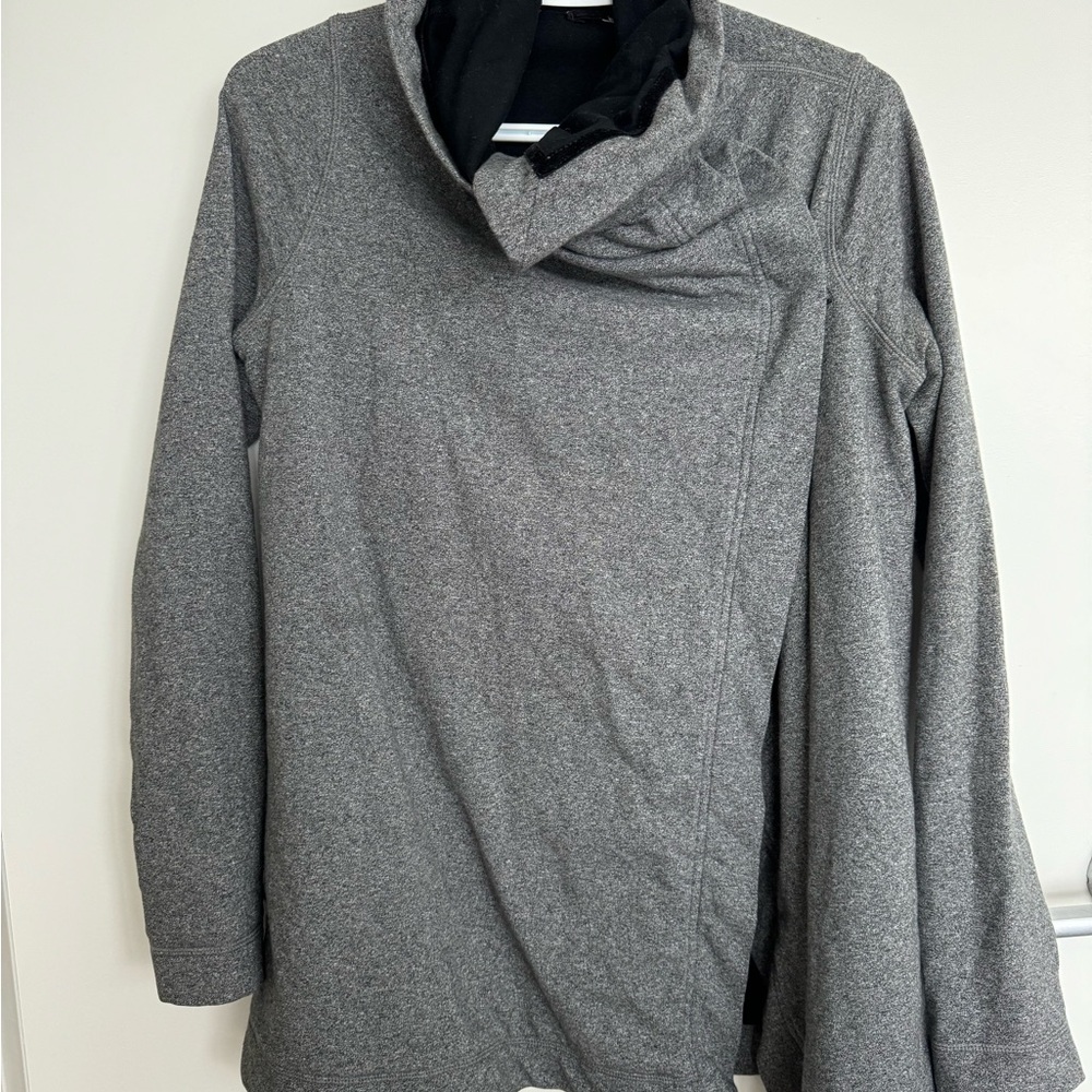 Lululemon Gray Asymmetrical Funnel Neck Jacket – Women’s Size 2